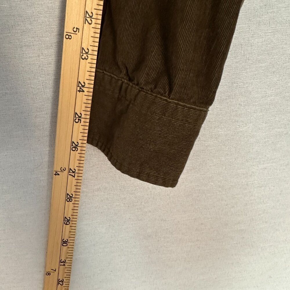 LANDS' END MEN'S LONG SLEEVE BUTTON-DOWN SHIRT OLIVE CORDUROY MATERIAL 17-17.5 - Picture 6 of 8
